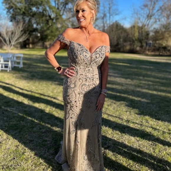 Mother of the ….. Dress - Picture 3 of 5